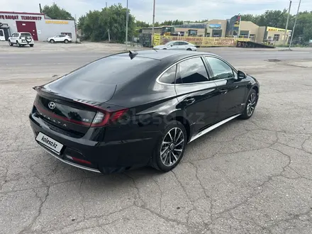 Hyundai Sonata 2023 года за 11 790 000 тг. в Караганда – фото 5