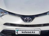 Toyota RAV4 2017 года за 12 000 000 тг. в Усть-Каменогорск – фото 2
