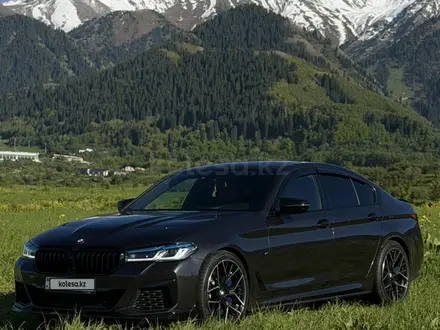 BMW 530 2017 года за 15 400 000 тг. в Алматы – фото 7