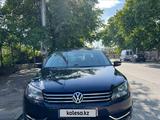 Volkswagen Passat 2013 годаүшін4 300 000 тг. в Атырау – фото 2