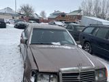 Mercedes-Benz E 220 1993 года за 1 000 000 тг. в Астана