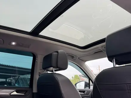 Volkswagen Tiguan 2021 года за 16 100 000 тг. в Алматы – фото 13