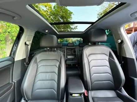 Volkswagen Tiguan 2021 года за 16 100 000 тг. в Алматы – фото 8