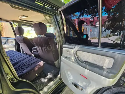 Toyota Land Cruiser 2005 года за 14 700 000 тг. в Алматы – фото 32