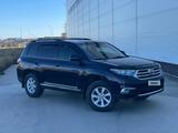 Toyota Highlander 2013 года за 5 500 000 тг. в Караганда