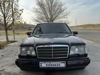 Mercedes-Benz E 280 1994 годаүшін3 750 000 тг. в Шымкент