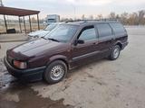 Volkswagen Passat 1993 годаfor1 490 000 тг. в Жетысай – фото 2