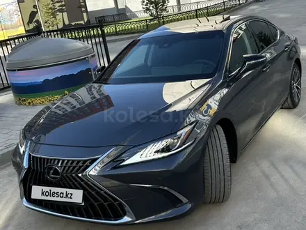 Lexus ES 350 2022 года за 27 900 000 тг. в Астана – фото 4