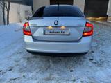 Skoda Rapid 2014 года за 4 400 000 тг. в Уральск – фото 3