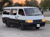 Toyota Hiace 2004 года за 1 500 000 тг. в Астана
