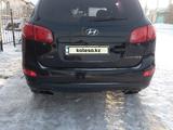 Hyundai Santa Fe 2010 годаүшін7 300 000 тг. в Семей – фото 3