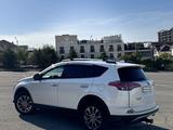 Toyota RAV4 2017 годаүшін9 700 000 тг. в Актау – фото 4