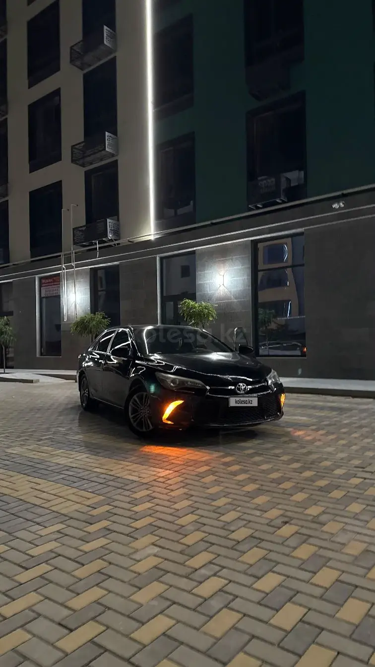 Toyota Camry, 2015