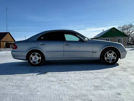 Mercedes-Benz E 200 2003 года за 4 700 000 тг. в Петропавловск – фото 3