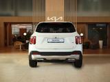 Kia Sorento Luxe 2025 года за 18 990 000 тг. в Уральск – фото 4