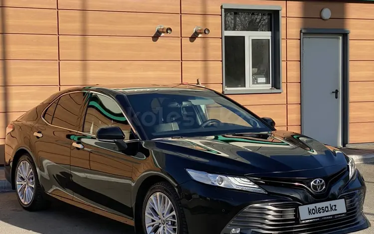 Toyota Camry 2019 годаfor13 200 000 тг. в Караганда