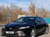 Toyota Camry 2019 года за 13 200 000 тг. в Караганда – фото 2