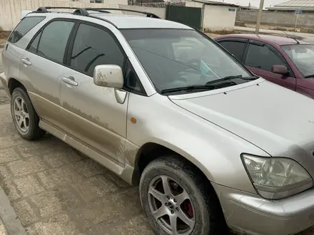 Lexus RX 300 2001 года за 4 200 000 тг. в Жанаозен