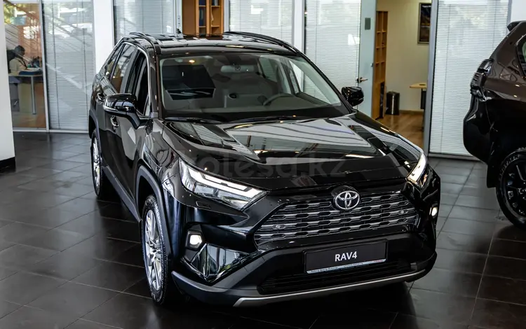 Toyota RAV4 Luxe 2023 года за 19 904 750 тг. в Алматы