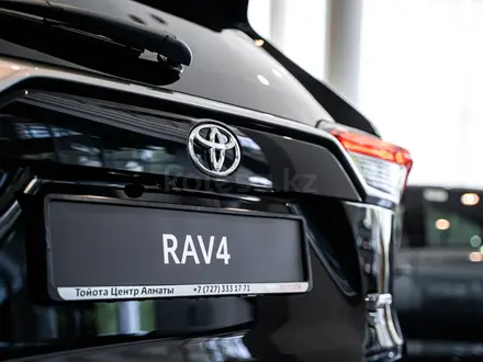 Toyota RAV4 Luxe 2023 года за 19 904 750 тг. в Алматы – фото 11