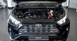 Toyota RAV4 Luxe 2023 года за 19 904 750 тг. в Алматы – фото 2