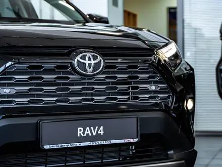 Toyota RAV4 Luxe 2023 года за 19 904 750 тг. в Алматы – фото 3