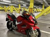 Honda  VFR 800 2002 годаүшін2 300 000 тг. в Алматы