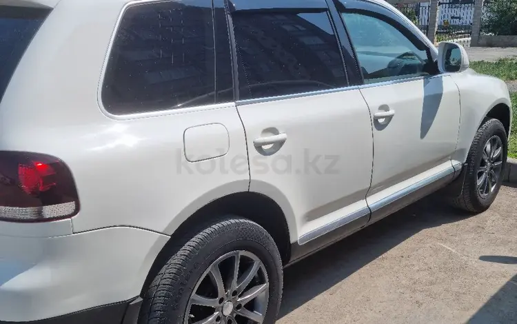 Volkswagen Touareg 2007 года за 7 000 000 тг. в Житикара