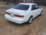 Toyota Camry 2001 года за 2 400 000 тг. в Балхаш – фото 4
