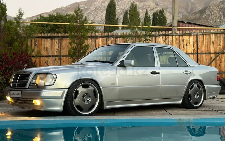 Mercedes-Benz E 320 1993 года за 7 300 000 тг. в Алматы