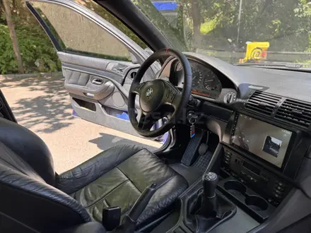BMW 540 1999 года за 4 600 000 тг. в Алматы – фото 27