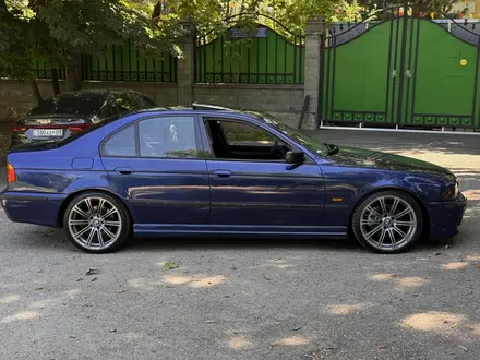 BMW 540 1999 года за 4 600 000 тг. в Алматы – фото 30