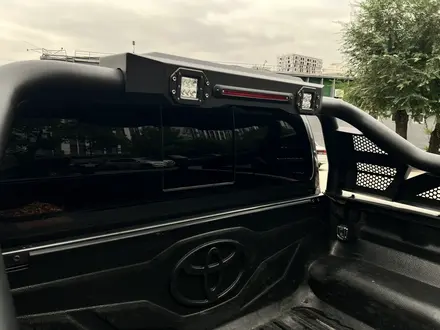 Toyota Hilux 2021 года за 26 000 000 тг. в Алматы – фото 24