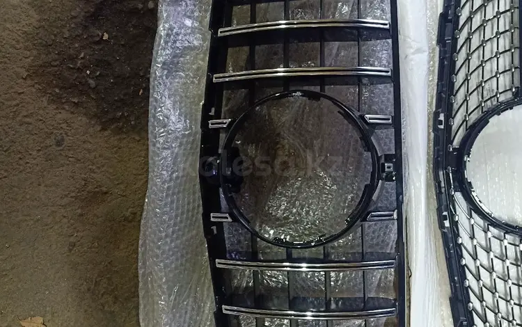 Решетка радиатора Mercedes GLC X253for70 000 тг. в Алматы
