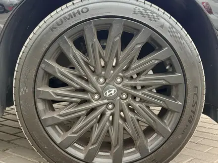 Hyundai Santa Fe Calligraphy 2.5T 2026 года за 24 490 000 тг. в Алматы – фото 3