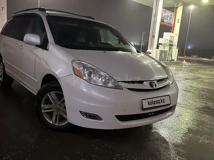 Toyota Sienna 2007 года за 7 500 000 тг. в Атырау – фото 5