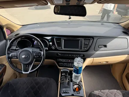 Kia Carnival 2019 года за 12 300 000 тг. в Астана – фото 20