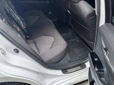 Toyota Camry 2018 года за 14 790 000 тг. в Караганда – фото 10