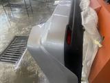 Toyota Camry 80 Задний бампер оригинал за 70 000 тг. в Алматы