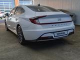 Hyundai Sonata 2023 года за 9 084 425 тг. в Актобе – фото 5
