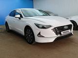 Hyundai Sonata 2023 года за 9 084 425 тг. в Актобе – фото 3