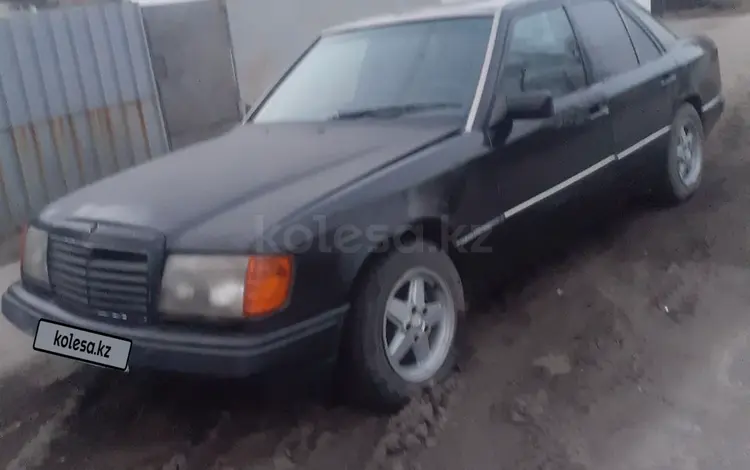 Mercedes-Benz E 230 1990 года за 750 000 тг. в Караганда