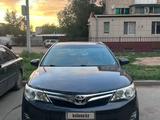 Toyota Camry 2014 года за 4 800 000 тг. в Актобе