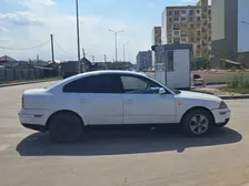 Volkswagen Passat, 2003
