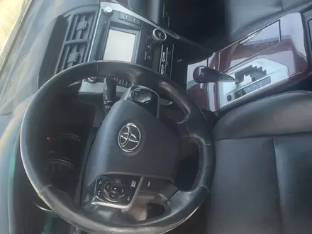 Toyota Camry 2014 года за 10 000 000 тг. в Актобе – фото 4