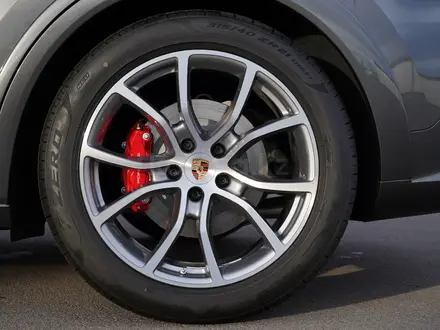 Porsche Cayenne Coupe S 2025 года за 99 900 000 тг. в Астана – фото 20