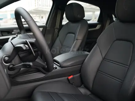 Porsche Cayenne Coupe S 2025 года за 99 900 000 тг. в Астана – фото 8