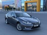 Lexus ES 300h 2013 года за 7 500 000 тг. в Актау