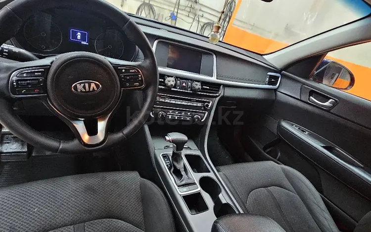 Kia Optima 2017 года за 9 000 000 тг. в Астана