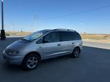 Volkswagen Sharan 1996 годаfor2 300 000 тг. в Атырау – фото 5